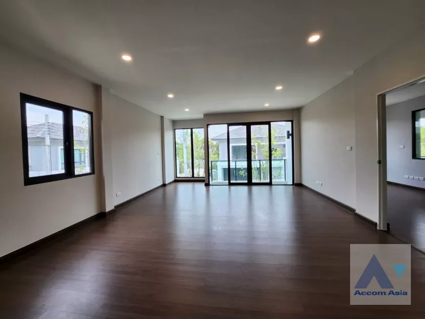 10  4 br House For Sale in Phaholyothin ,Bangkok  at The City Ramintra 2  AA39983