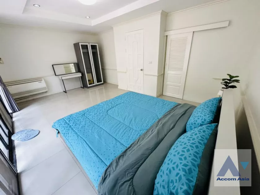 12  4 br Townhouse For Rent in Sukhumvit ,Bangkok BTS Phrom Phong at Chicha Castle AA39993