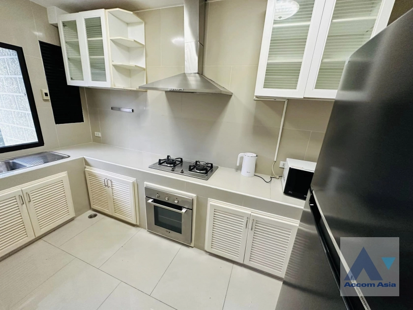 7  4 br Townhouse for rent and sale in Sukhumvit ,Bangkok BTS Phrom Phong at Chicha Castle AA39993