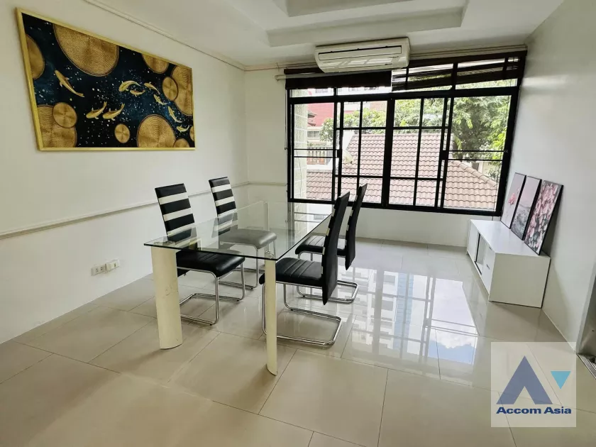 5  4 br Townhouse For Rent in Sukhumvit ,Bangkok BTS Phrom Phong at Chicha Castle AA39993
