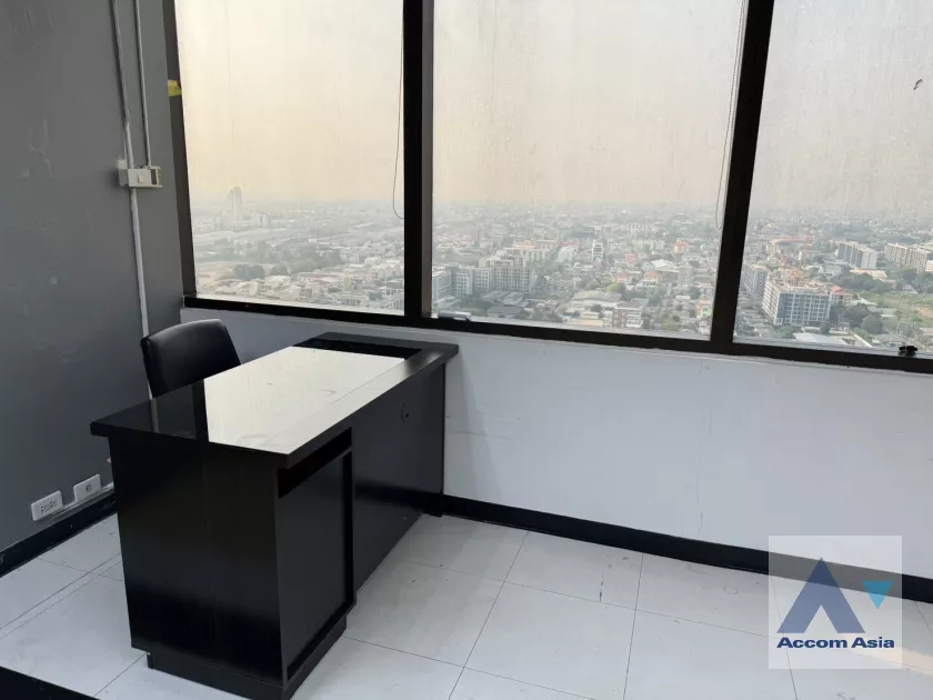 17  Office Space For Rent in Bangna ,Bangkok BTS Bang Na at Bangna Complex Office Tower AA39994