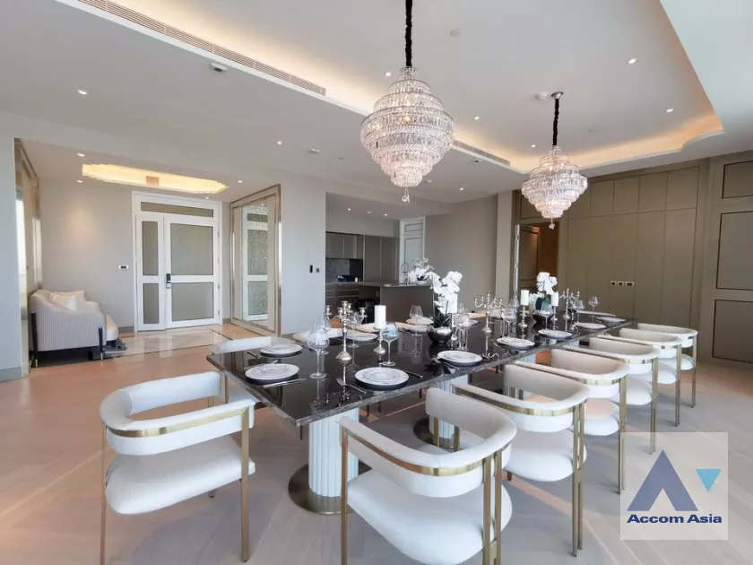 unit 6 Bedrooms  Condominium For Rent & Sale in Charoen Nakhon, Bangkok  near BTS Krung Thon Buri (AA40001)