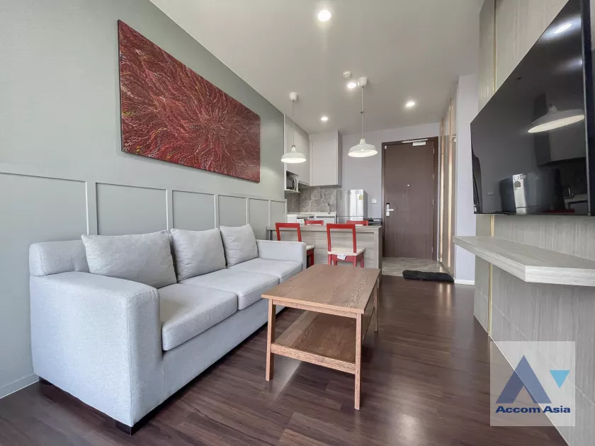 unit 1 Bedroom  Condominium For Rent in Sukhumvit, Bangkok  near BTS Punnawithi (AA40005)