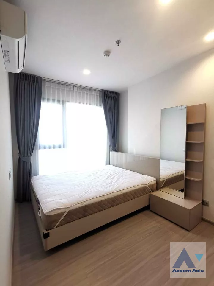  1 Bedroom  Condominium For Rent in Phaholyothin, Bangkok  near MRT Rama 9 - ARL Makkasan (AA40013)