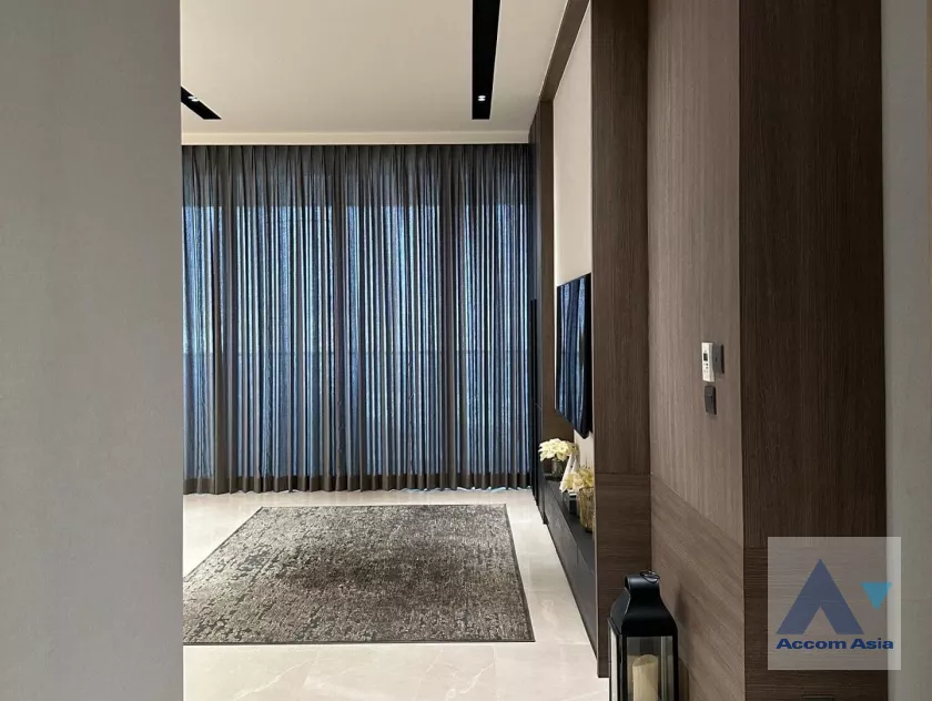 unit 2 Bedrooms  Condominium For Sale in Charoen Nakhon, Bangkok  near BTS Krung Thon Buri (AA40014)