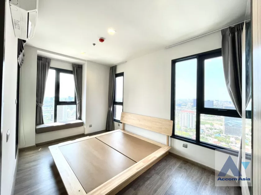 unit 2 Bedrooms  Condominium For Rent in Phaholyothin, Bangkok  (AA40015)