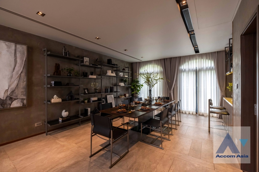  1  3 br House For Sale in Phaholyothin ,Bangkok BTS Ari at Super Luxury Private Residences AA40020