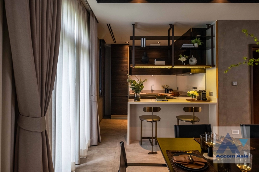 6  3 br House For Sale in Phaholyothin ,Bangkok BTS Ari at Super Luxury Private Residences AA40020