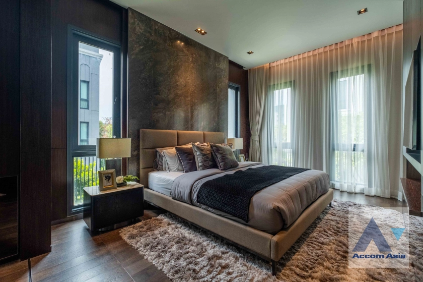 11  3 br House For Sale in Phaholyothin ,Bangkok BTS Ari at Super Luxury Private Residences AA40020