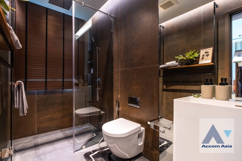 19  3 br House For Sale in Phaholyothin ,Bangkok BTS Ari at Super Luxury Private Residences AA40020