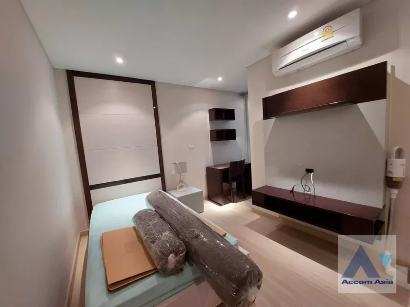 5  2 br Condominium For Sale in  ,Bangkok BTS Ratchadamri at The Address Pathumwan AA40026