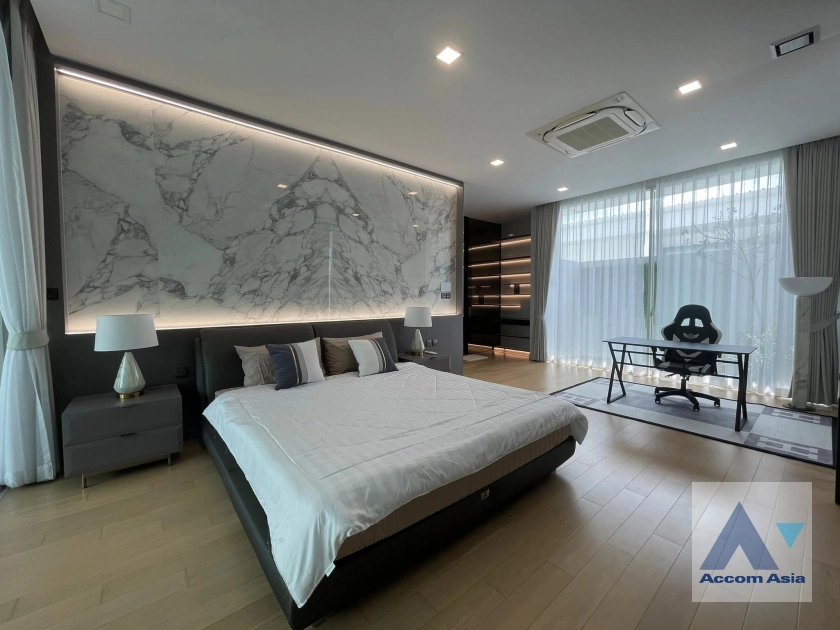 7  4 br House For Rent in Ratchadaphisek ,Bangkok  at VIVE Ekkamai-Ramintra AA40043