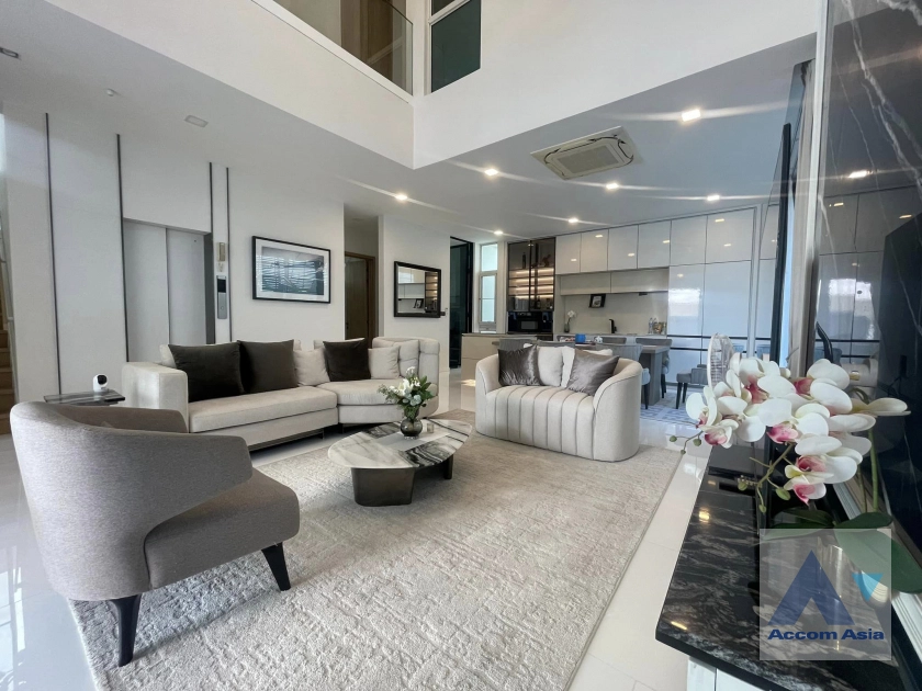  1  4 br House For Rent in Ratchadaphisek ,Bangkok  at VIVE Ekkamai-Ramintra AA40043