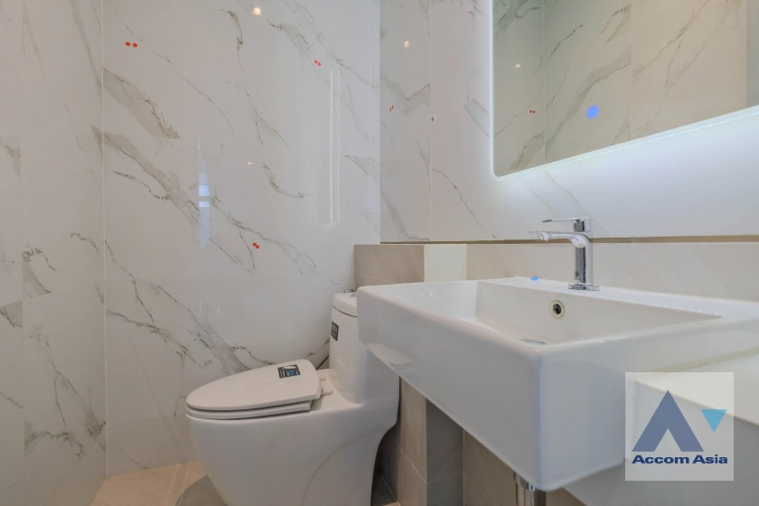 4  3 br House For Rent in Pattanakarn ,Bangkok ARL Ramkhamhaeng at Modern & Luxury House Phatthanakan AA40049