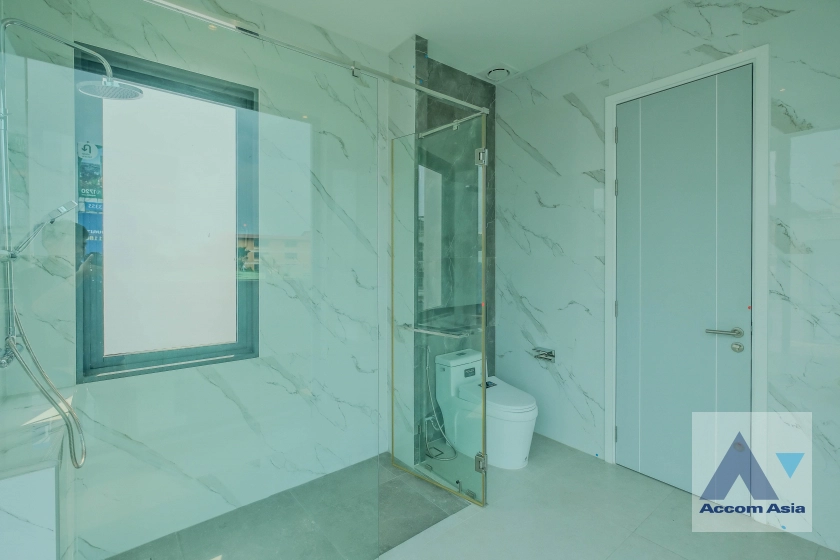 18  3 br House For Rent in Pattanakarn ,Bangkok ARL Ramkhamhaeng at Modern & Luxury House Phatthanakan AA40049