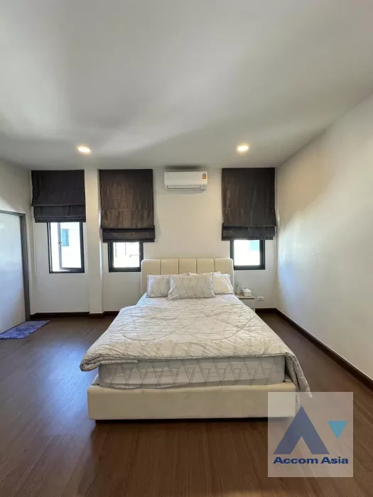 8  4 br House For Rent in  ,Samutprakan  at The City Bangna AA40050