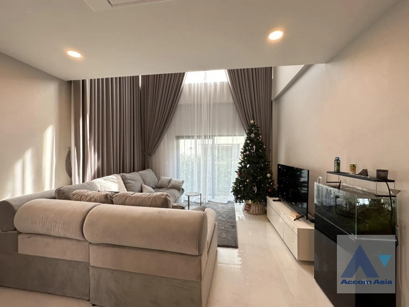 4  4 br House For Rent in Samutprakan ,Samutprakan BTS Bang Na at The City Bangna AA40050