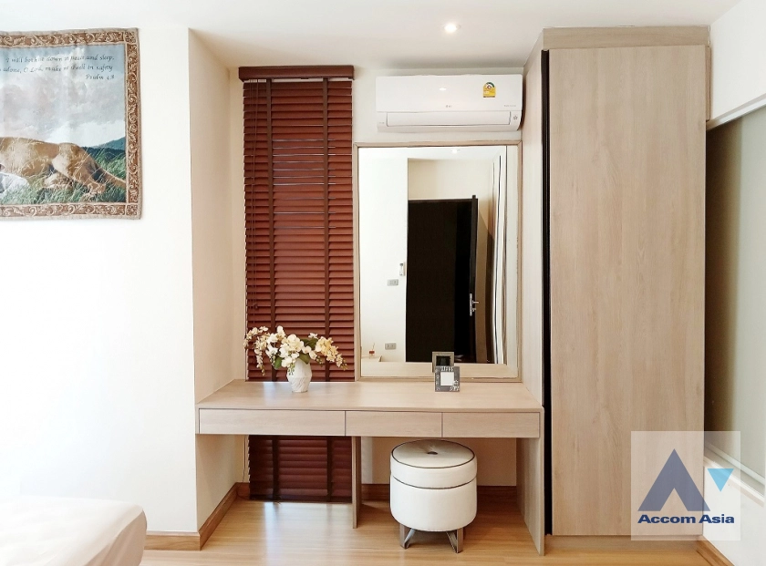 8  2 br Condominium for rent and sale in Sukhumvit ,Bangkok BTS Phra khanong at Sky Walk Condominium AA40053