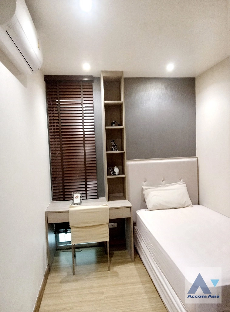 13  2 br Condominium for rent and sale in Sukhumvit ,Bangkok BTS Phra khanong at Sky Walk Condominium AA40053