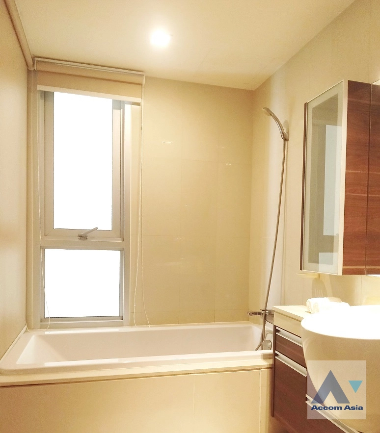 16  2 br Condominium for rent and sale in Sukhumvit ,Bangkok BTS Phra khanong at Sky Walk Condominium AA40053
