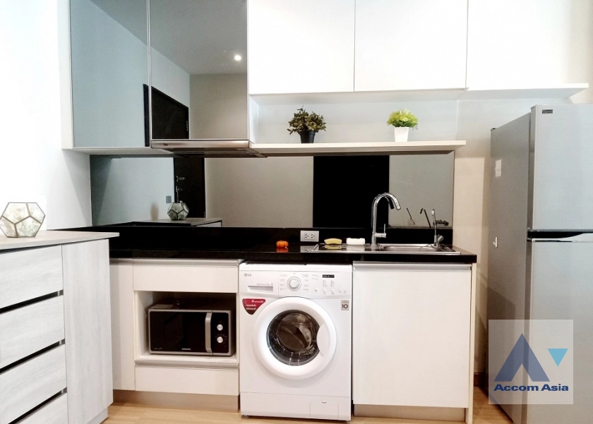 11  2 br Condominium for rent and sale in Sukhumvit ,Bangkok BTS Phra khanong at Sky Walk Condominium AA40053