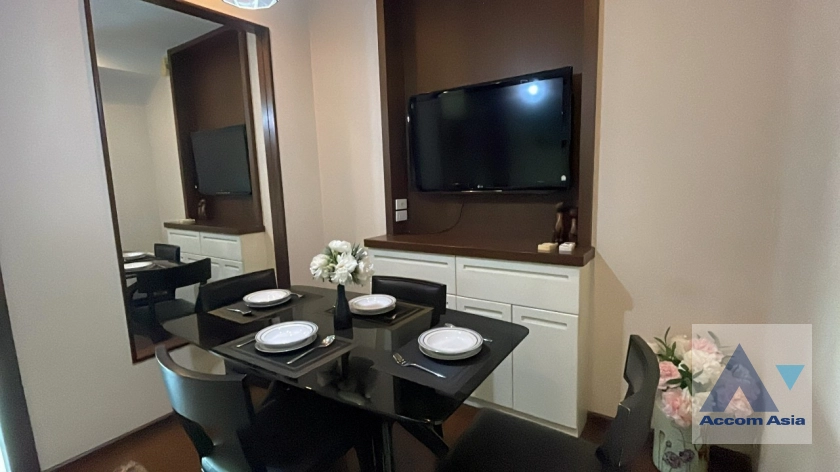 Duplex Condo |  2 Bedrooms  Condominium For Sale in Sukhumvit, Bangkok  near BTS Thong Lo (AA40057)