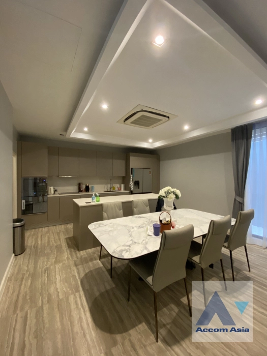 4  2 br House For Sale in Sukhumvit ,Bangkok BTS Ekkamai at ARNA Ekamai AA40061