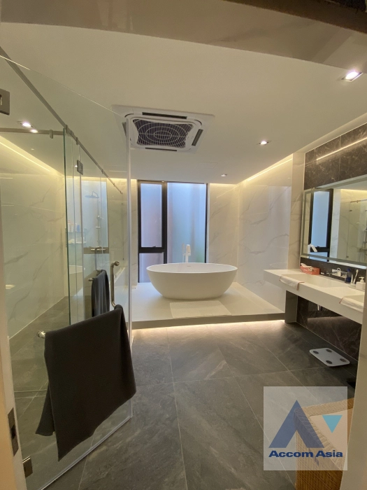 7  2 br House For Sale in Sukhumvit ,Bangkok BTS Ekkamai at ARNA Ekamai AA40061