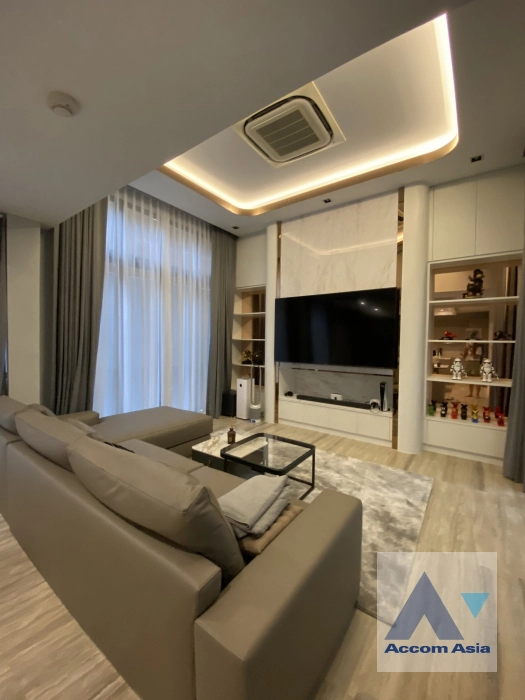  1  2 br House For Sale in Sukhumvit ,Bangkok BTS Ekkamai at ARNA Ekamai AA40061