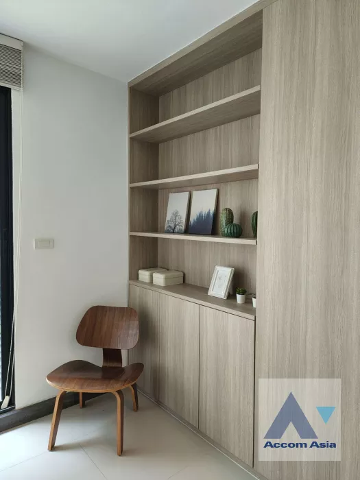 unit 2 Bedrooms  Condominium For Rent in Sukhumvit, Bangkok  near BTS Asok - MRT Sukhumvit (AA40065)