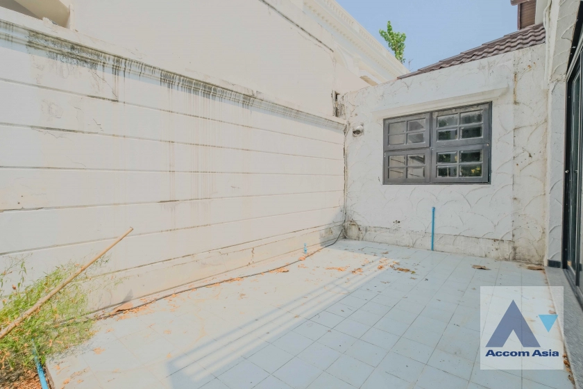 25  3 br House For Rent in Sukhumvit ,Bangkok BTS On Nut at Sukhumvit Garden City AA40068