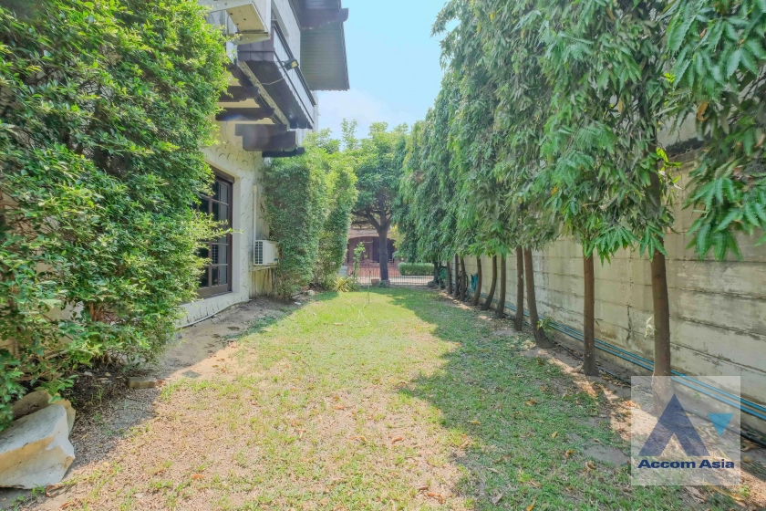 24  3 br House For Rent in Sukhumvit ,Bangkok BTS On Nut at Sukhumvit Garden City AA40068