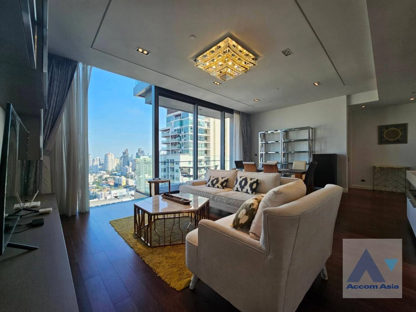 unit 2 Bedrooms  Condominium For Rent in Sukhumvit, Bangkok  near BTS Phrom Phong (AA40069)