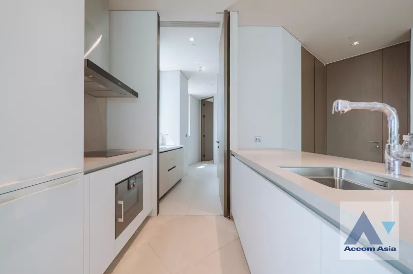 6  2 br Condominium For Sale in Charoen Nakhon ,Bangkok BTS Krung Thon Buri at Banyan Tree Residences Riverside AA40081