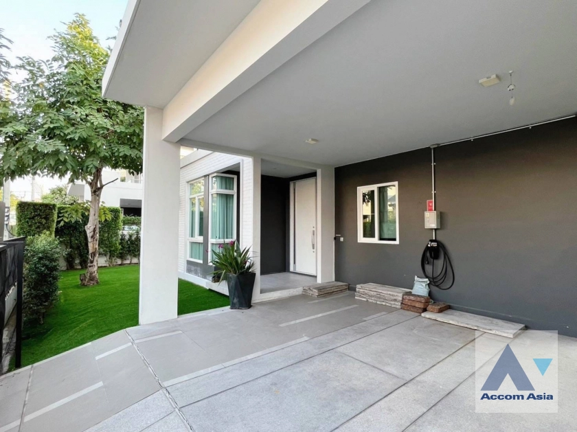 10  4 br House For Rent in Samutprakan ,Samutprakan  at Mantana 2 Bangna Km.7 AA40088