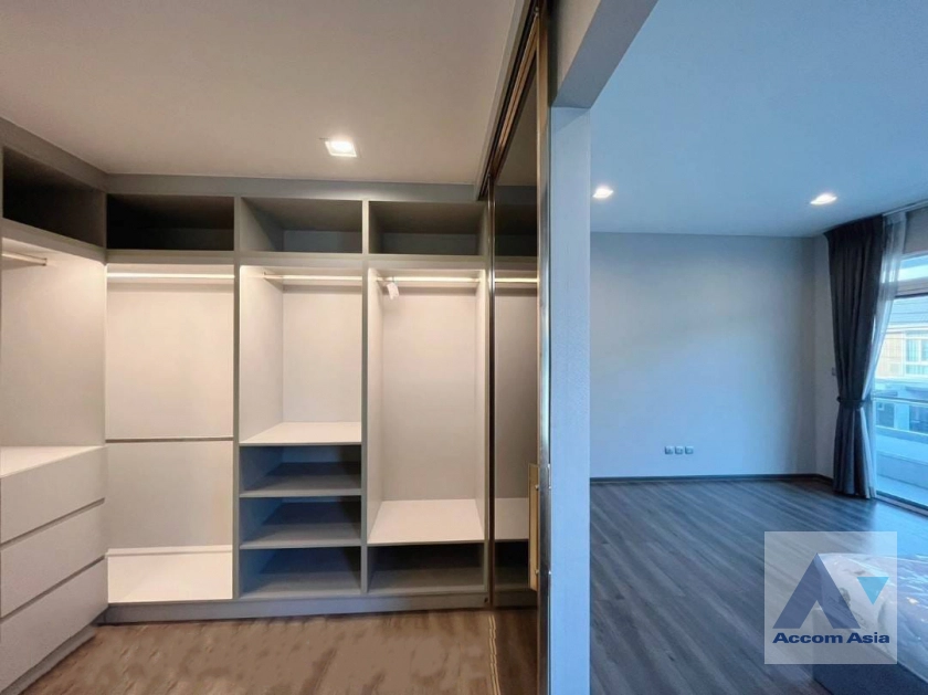 7  4 br House For Rent in Samutprakan ,Samutprakan  at Mantana 2 Bangna Km.7 AA40088