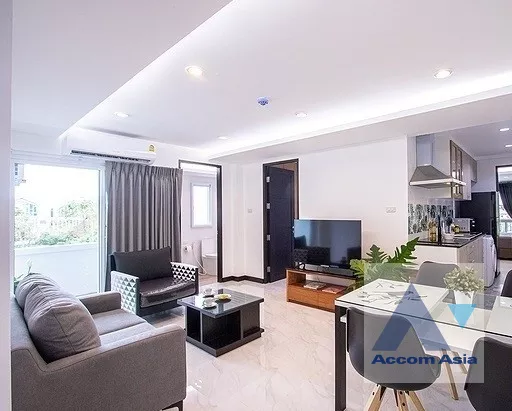 unit 3 Bedrooms  Apartment For Rent in Sukhumvit, Bangkok  near BTS Punnawithi (AA40092)