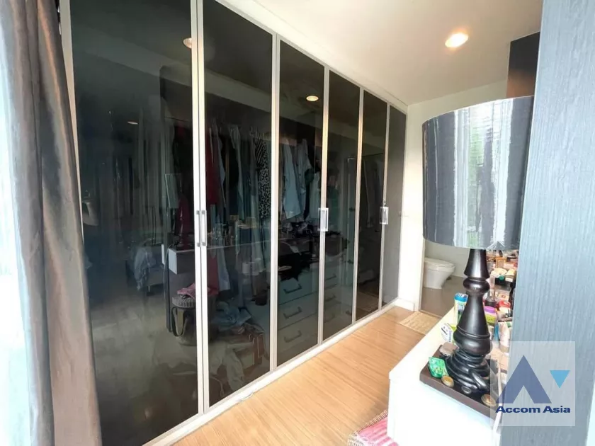 11  3 br Townhouse For Sale in Ratchadapisek ,Bangkok  at Home Park AA40094