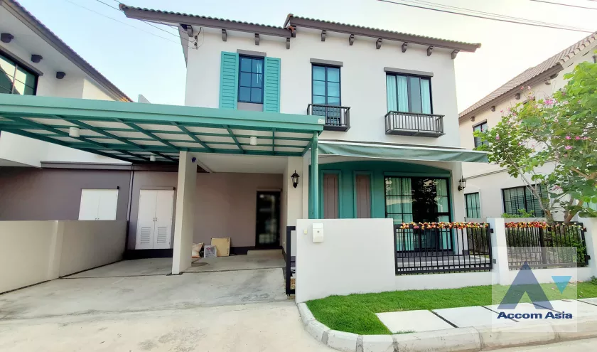 unit 3 Bedrooms  House For Rent & Sale in Latkrabang, Bangkok  near ARL Ban Thap Chang (AA40095)