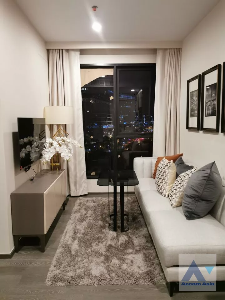 unit 1 Bedroom  Condominium For Rent in Sukhumvit, Bangkok  near MRT Khlong Toei (AA40097)