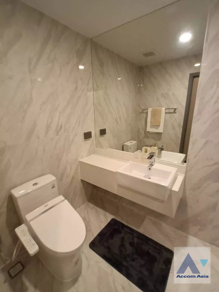 9  1 br Condominium For Rent in Sukhumvit ,Bangkok MRT Khlong Toei at COCO Parc AA40097