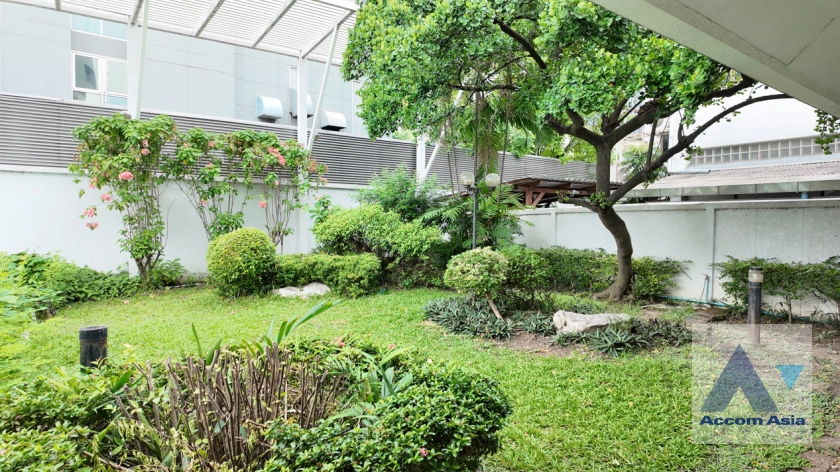 9  4 br House For Rent in Sukhumvit ,Bangkok BTS Thong Lo AA40098