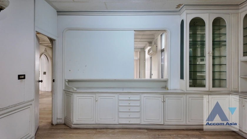 21  4 br House For Rent in Sukhumvit ,Bangkok BTS Thong Lo AA40098