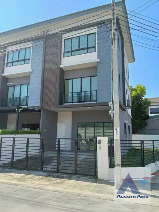  2  3 br Townhouse For Sale in Ratchadapisek ,Bangkok MRT Sutthisan at The Connect UP 3 AA40101