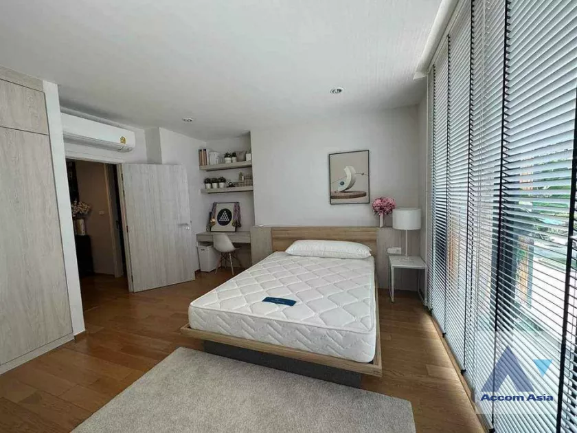 5  3 br Townhouse For Sale in Pattanakarn ,Bangkok ARL Ramkhamhaeng at Nirvana Define Srinakarin Rama9  AA40105