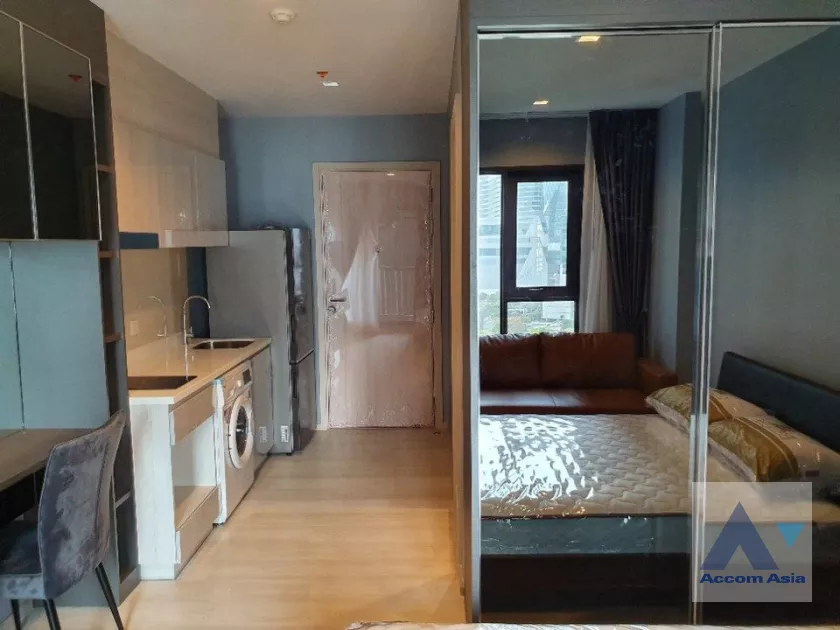 4  1 br Condominium For Rent in Ploenchit ,Bangkok BTS Ploenchit at Life One Wireless AA40108