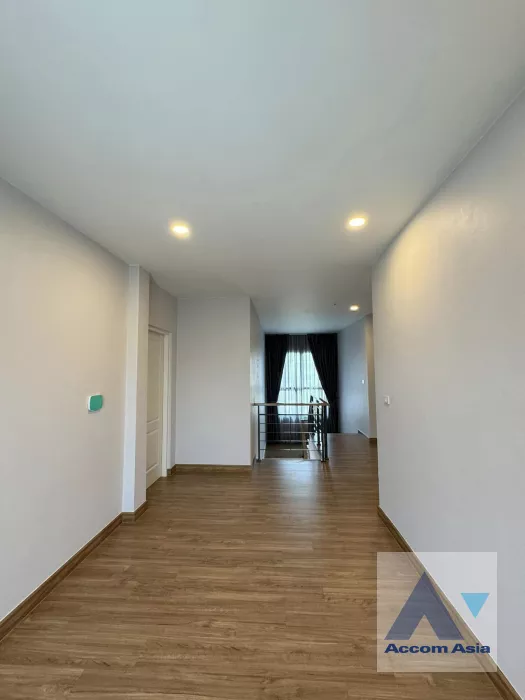 9  4 br House for rent and sale in Phaholyothin ,Bangkok  at Centro Vibhavadi AA40110