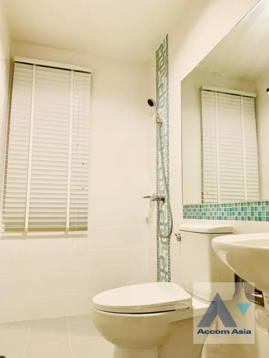 15  4 br House For Rent in Petchkasem ,Bangkok BTS Bang Wa at Life Bangkok Boulevard Ratchaphruek-Charan AA40111