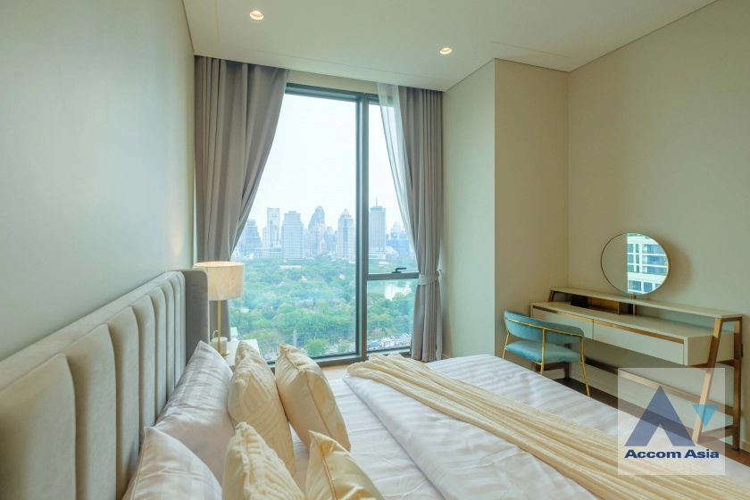 13  3 br Condominium For Rent in Ploenchit ,Bangkok BTS Ratchadamri at The Residences at Sindhorn Kempinski Hotel Bangkok AA40113