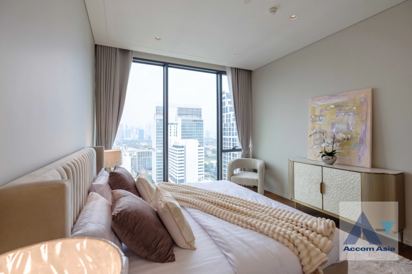 16  3 br Condominium For Rent in Ploenchit ,Bangkok BTS Ratchadamri at The Residences at Sindhorn Kempinski Hotel Bangkok AA40113